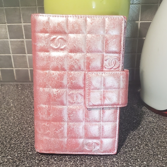 Chanel Wallet - Picture 4 of 10